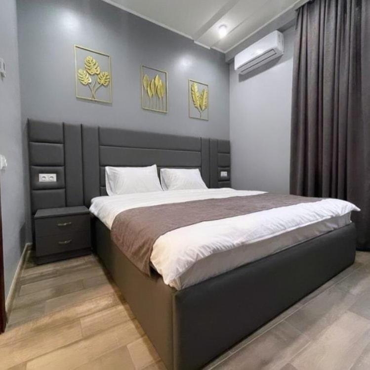 Day Inn Hotel 예레반 외부 사진