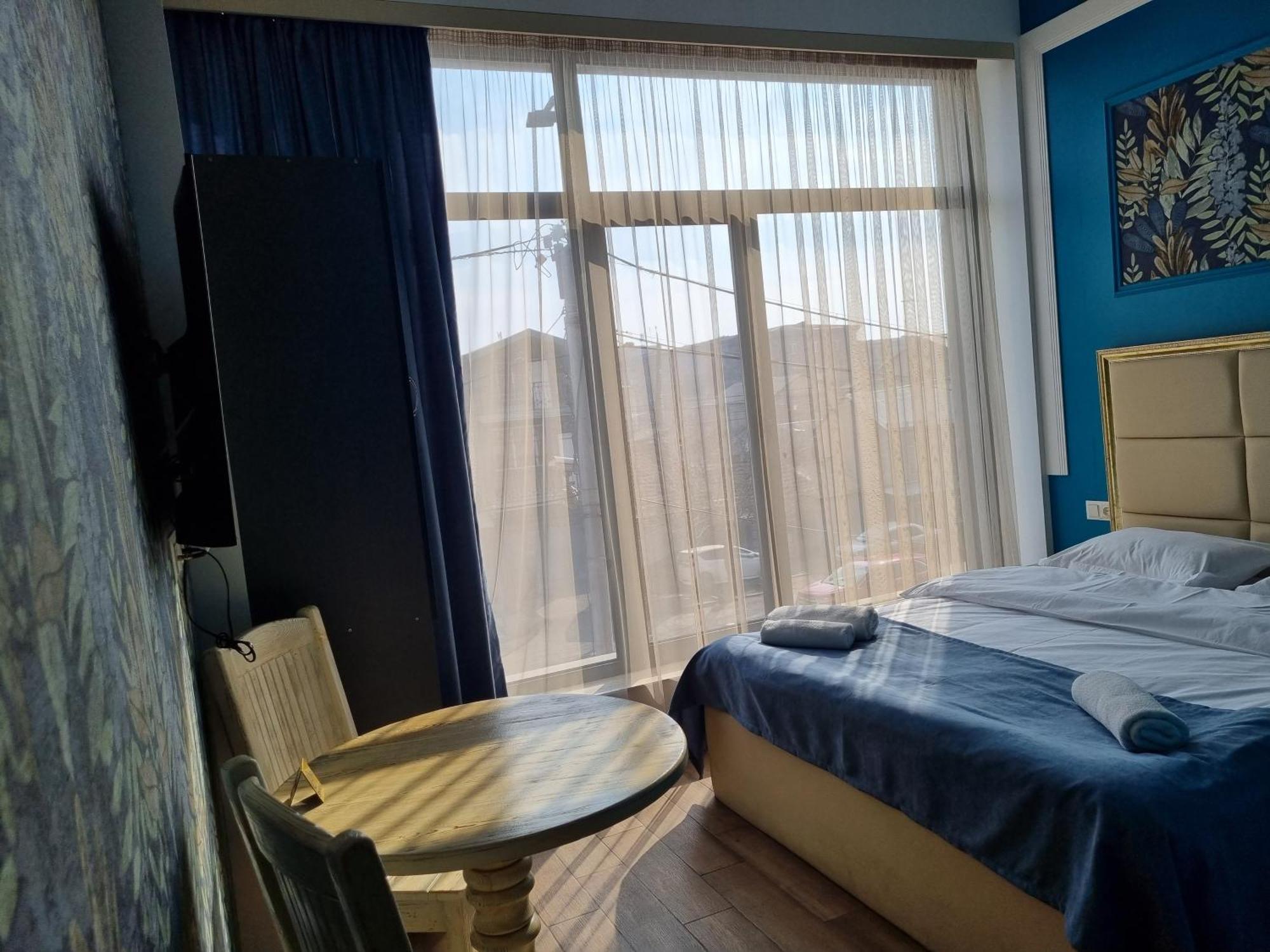 Day Inn Hotel 예레반 외부 사진