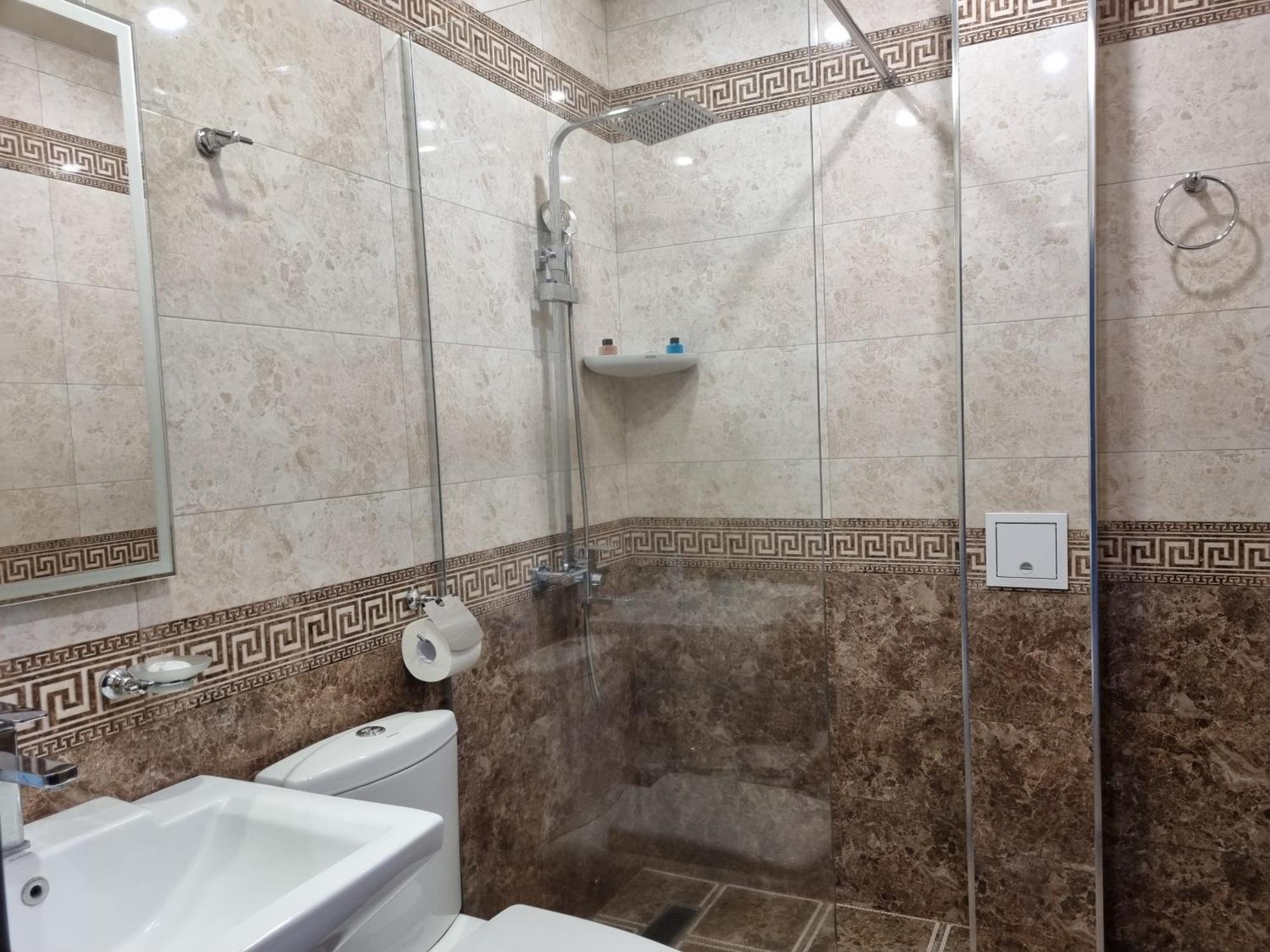 Day Inn Hotel 예레반 외부 사진